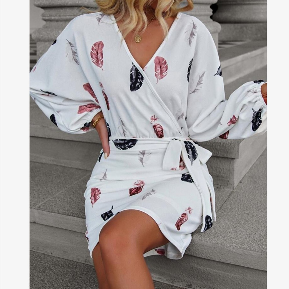 Elegant Feather Print Surplice Neck Long Sleeve Belted Dress - Picture 4 of 5